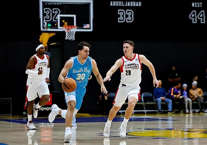 撕裂城混音力克南湾湖人 马尼恩防守亮眼助队逆