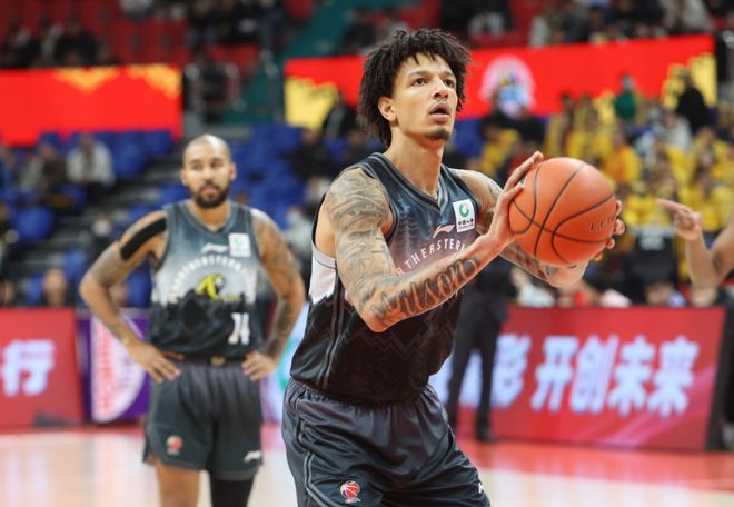 北京客场爆冷负吉林 周琦罚球失误成关键