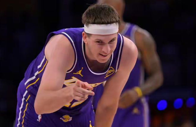 湖人核心东契奇狂砍41分率队力克篮网送对手连败