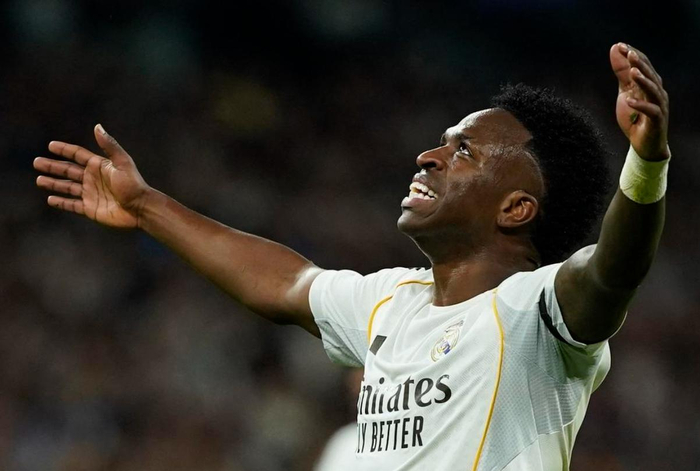 皇马逆转马竞维尼修斯梅开二度助球队险胜