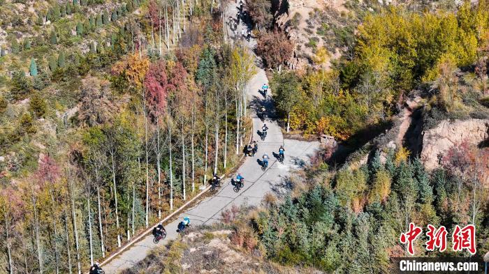 西宁自行车爬坡挑战赛：生态赛道引骑行爱好者