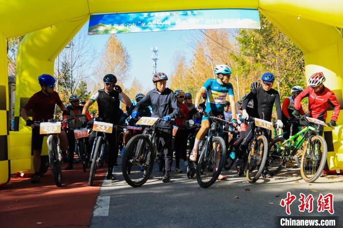 西宁自行车爬坡挑战赛：生态赛道引骑行爱好者