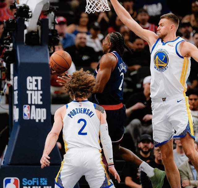 快船伦纳德对决库里 阵容轮换成关键胜负手