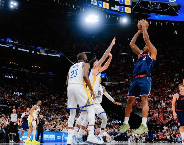 快船伦纳德对决库里 阵容轮换成关键胜负手