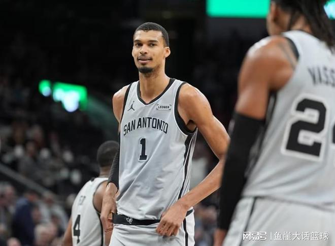 马刺50胜创18年纪录 文班亚马统治力引热议