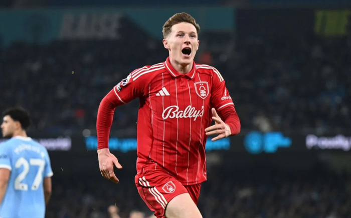 皇马双星伤退影响赛季，曼城引援瞄准中场新星